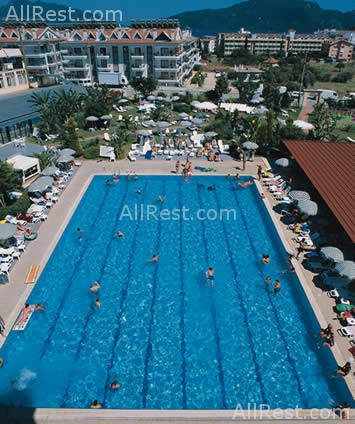 Pineta Club Hotel 5